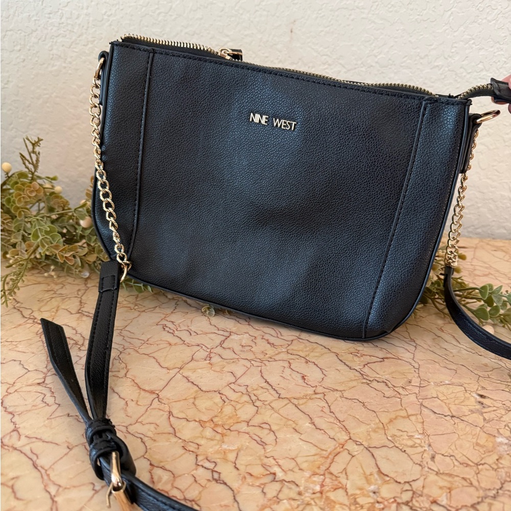 Nine West Black and Gold Crossbody Bag